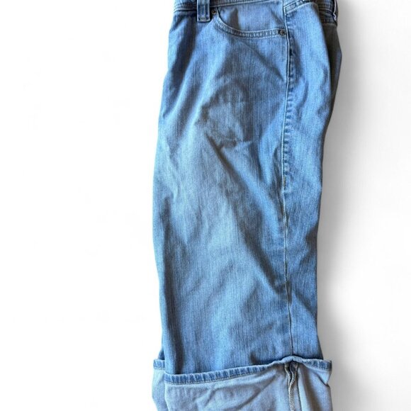 Women's Light Blue Old Navy Cuffed Capri Denim Jeans 16 - EUC - Picture 5 of 6